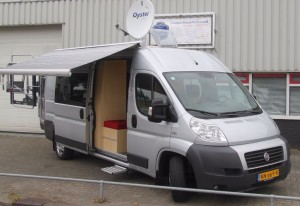 TRavel-Van F600 LBK2D hoofd foto